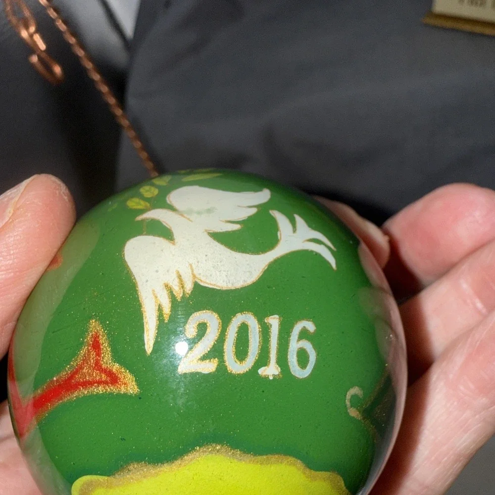 Pier 1 Christmas Ornament Peace Green 2016 With Box